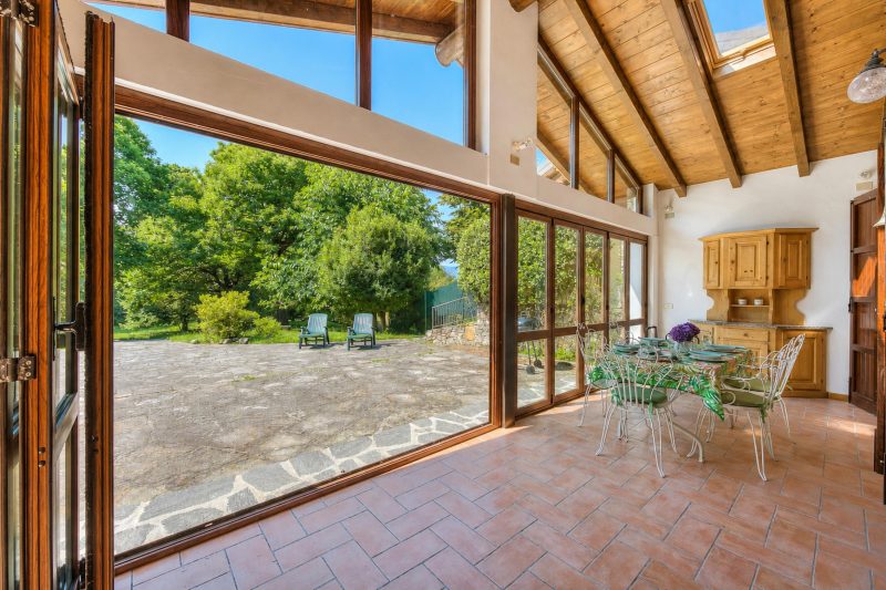 Villa Il Castagno: Few min From Beach, 2BR (Sleeps 6)