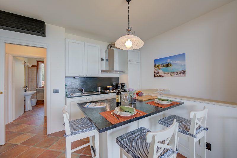 Borgo Belvedere-lake view & shared pool