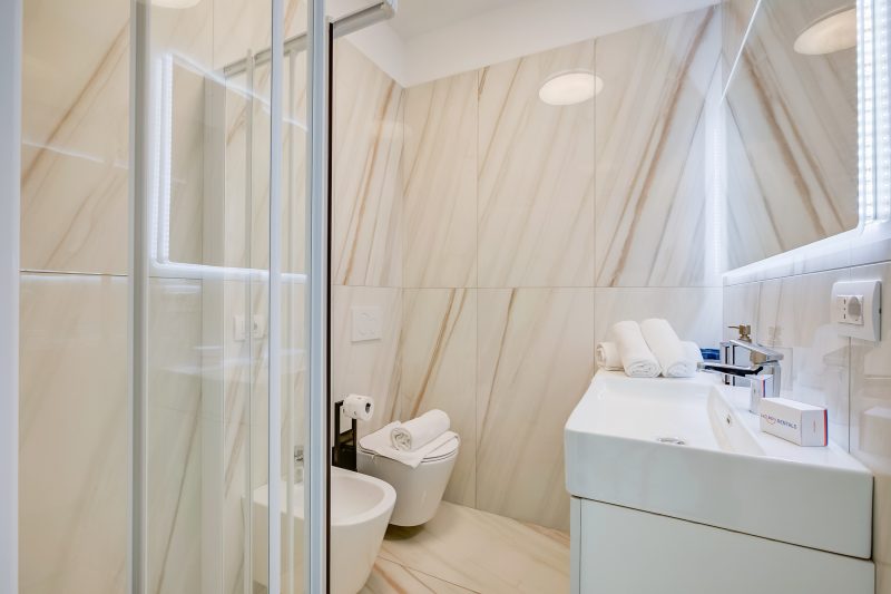 Beachy Vibes- 900m from the beach