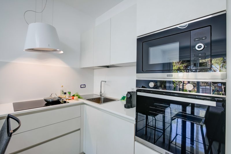 Beachy Vibes- 900m from the beach
