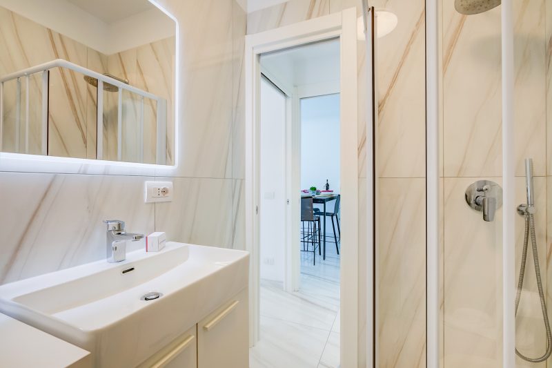 Beachy Vibes- 900m from the beach