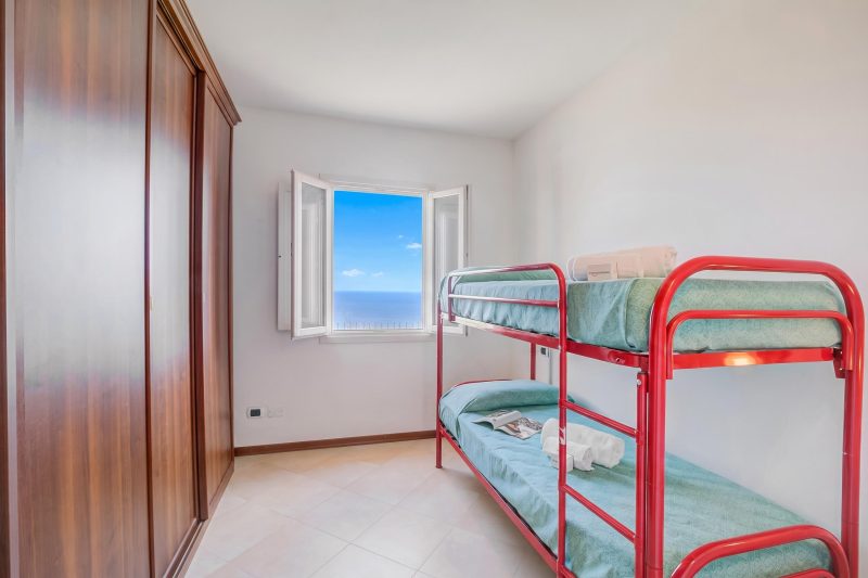 Palms Villa - Sea View Terrace and Parking