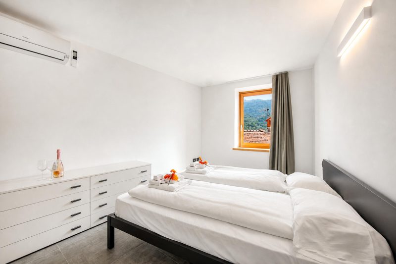 Appartamento Borgo Pastoedo near Lake Tenno
