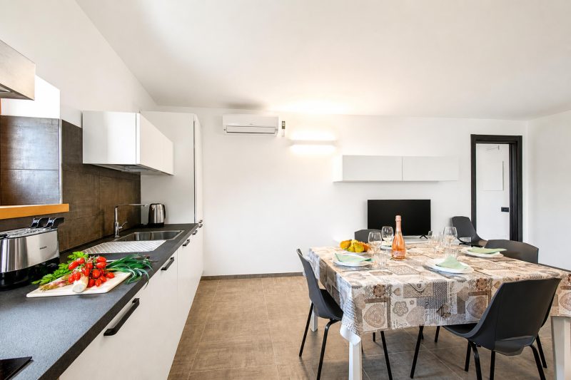 Appartamento Borgo Pastoedo near Lake Tenno