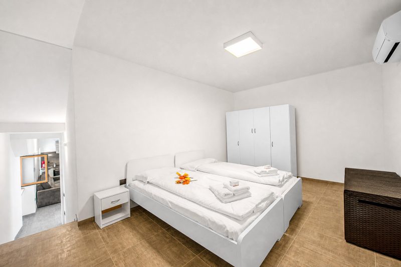 Appartamento Borgo Pastoedo near Lake Tenno