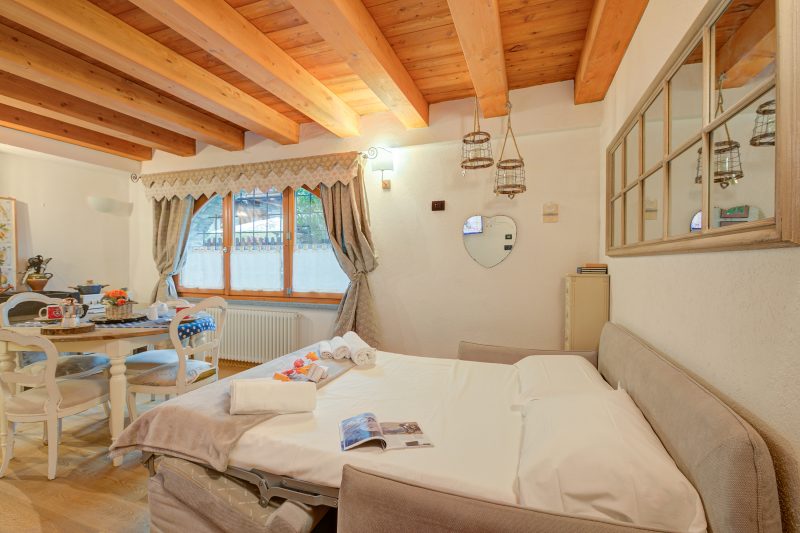 Cozy Nest in the old Town of Bardonecchia