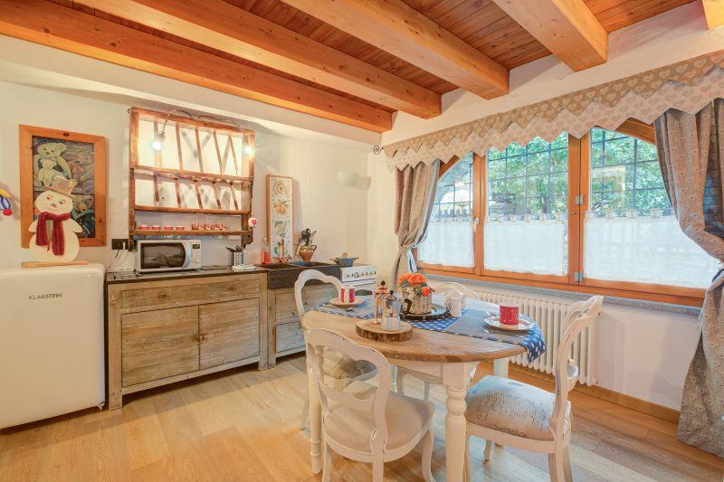 Cozy Nest in the old Town of Bardonecchia