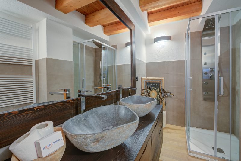 Cozy Nest in the old Town of Bardonecchia