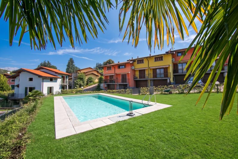 Cottage del Lago: Lake Maggiore Villa with Shared Pool