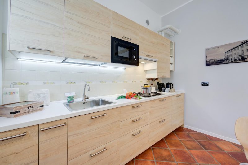Il Nido Del Cigno, Arona Lakefront Apartment with Terrace and A/C