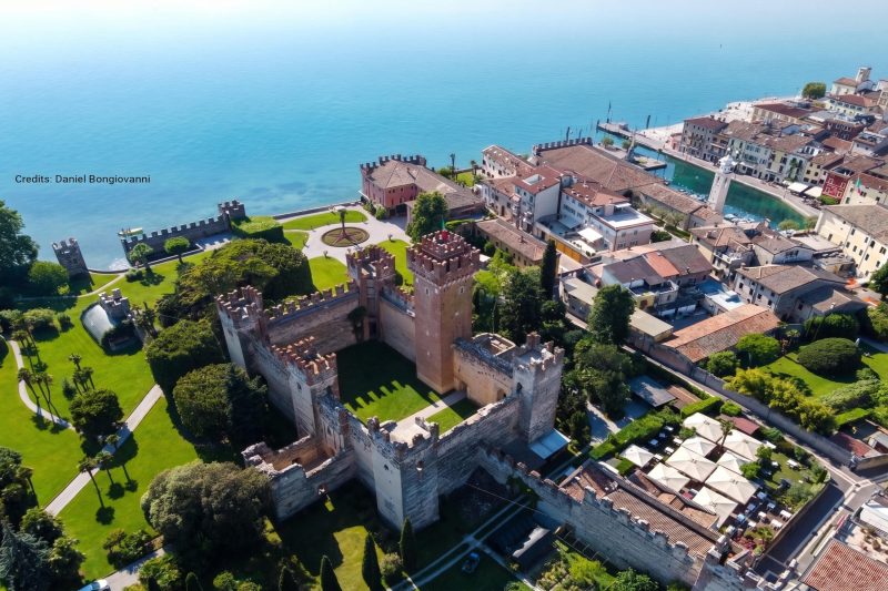Tulipano Apt - Palazzo Palermo 1817 A/C, 2BR, Sleeps 4