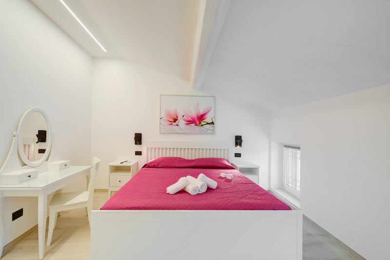 Magnolia Apt - Palazzo Palermo 1817 Sleeps 4 + AC