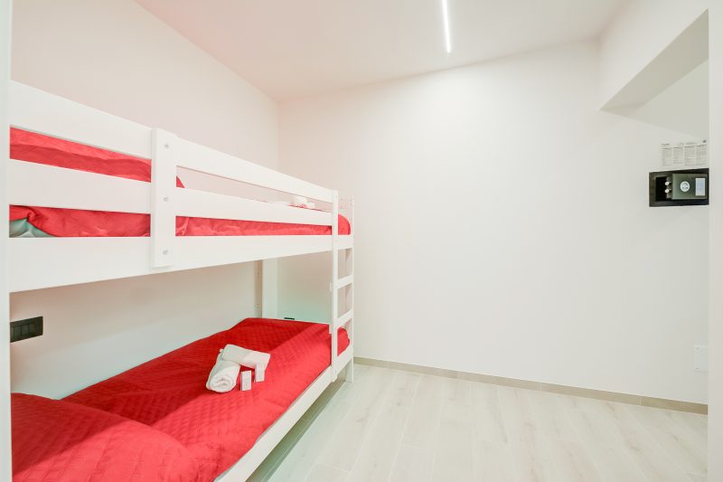 Magnolia Apt - Palazzo Palermo 1817 Sleeps 4 + AC