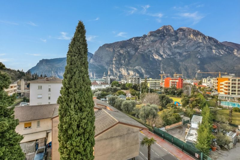 Il Piccolo Nido - Lake View Studio with Balcony