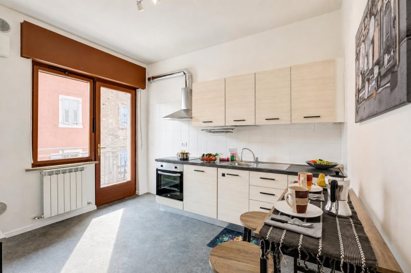 Appartamento Silvia 3BR with Balcony