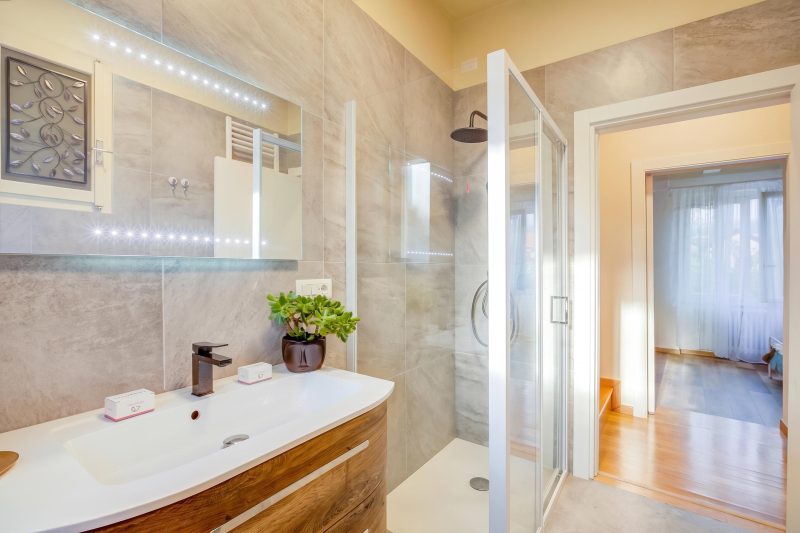 La Valbinella Few Meters From Varese Lake + Parking (Sleeps 4)