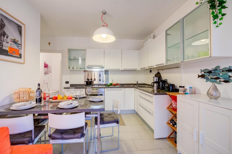 Lenni Apart. Swimming Pool and lake + WIFI