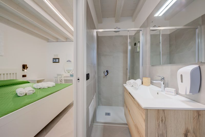Ulivo Apt - Palazzo Palermo 1817 A/C, 2BR Sleeps 5