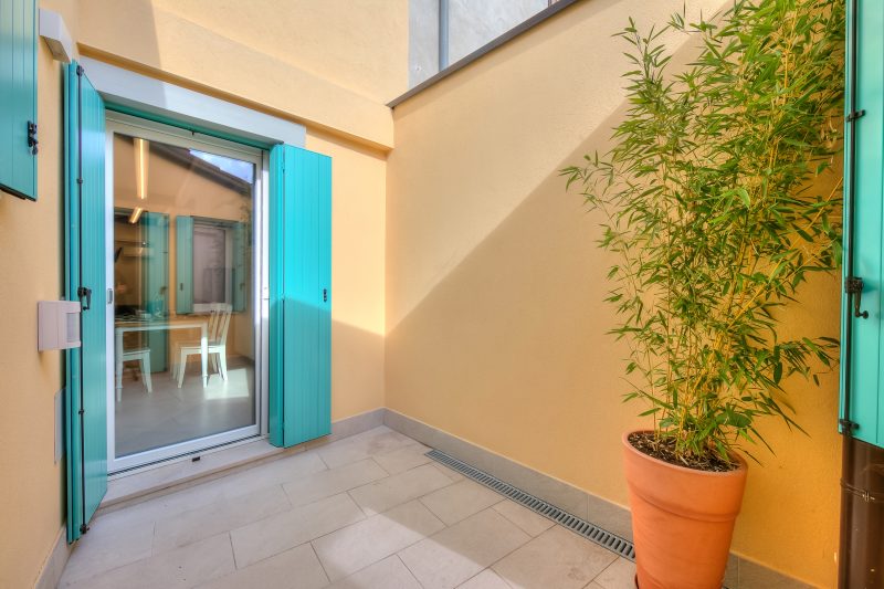 Ulivo Apt - Palazzo Palermo 1817 A/C, 2BR Sleeps 5