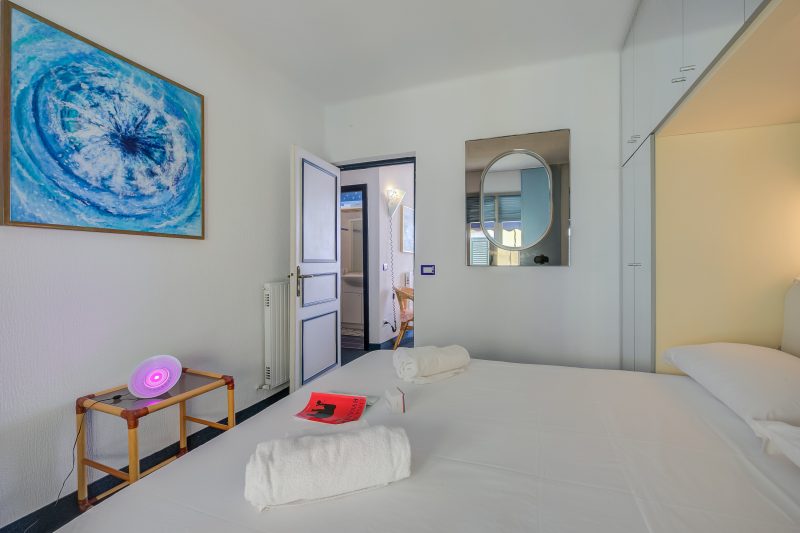 Il Bijou Di Rossella - Beach Front Duplex with Balcony
