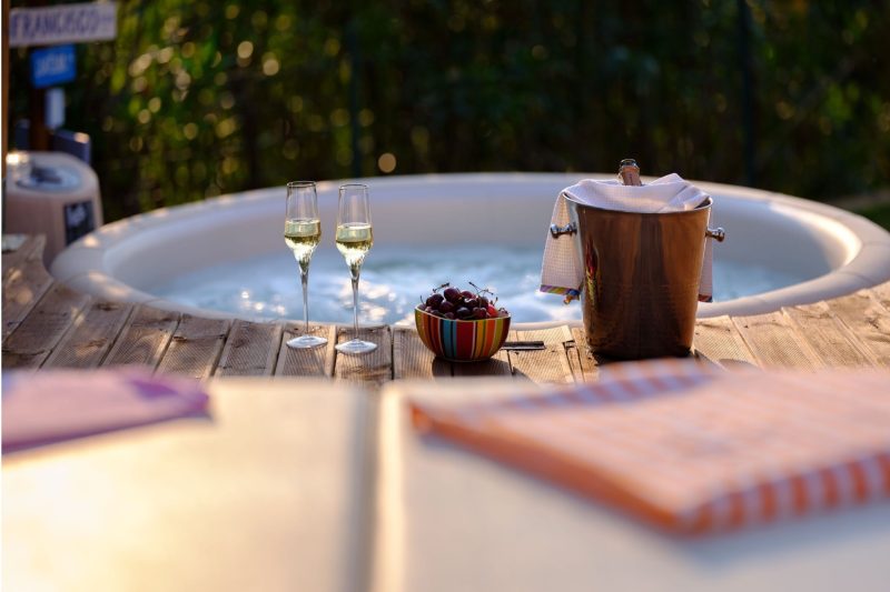La Luna nel Lago - Lake View Garden & Outdoor whirpool