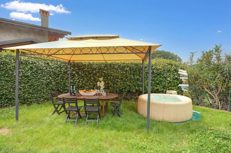 La Luna nel Lago - Lake View Garden & Outdoor whirpool