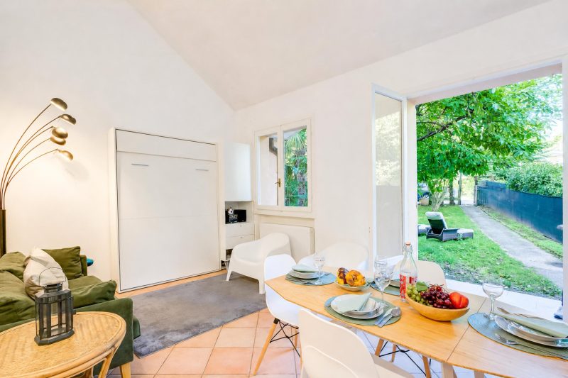 France Apartment with Garden, Pool & Tennis