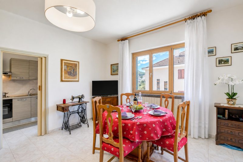 La Casa di Guido: Ski, Hike, Lake Trips