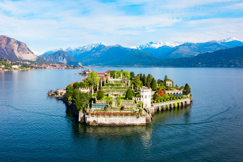 Villa Laura Private Pool and Garden near Lake Maggiore for 9