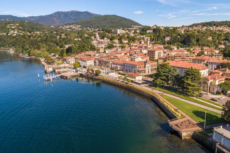 Va Pensiero sul Lago: Lake Maggiore Stunning View Balcony