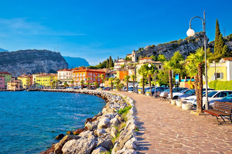 Villa Barbara - Lake Garda Villa with Pool & Views