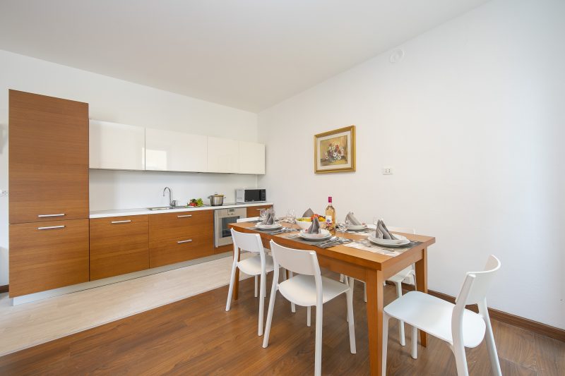 Residenza Rocca Del Lago 4