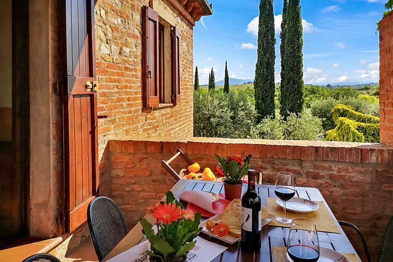 Girasole Apartment with Shared Pool 9 pax