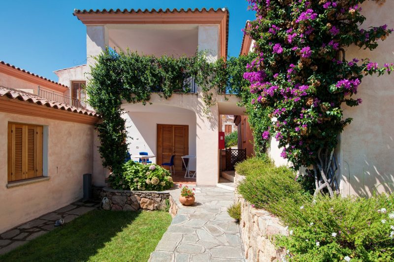 Bouganvillage Bilo With Shared Pool