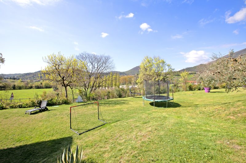 Ricomilla-Ulivo -Balcony, Garden & Privat