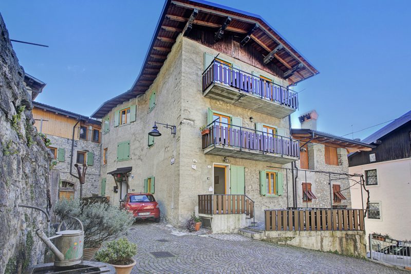 Villa Pastoedo Ap. Giallo - Terrace & Mountain Views