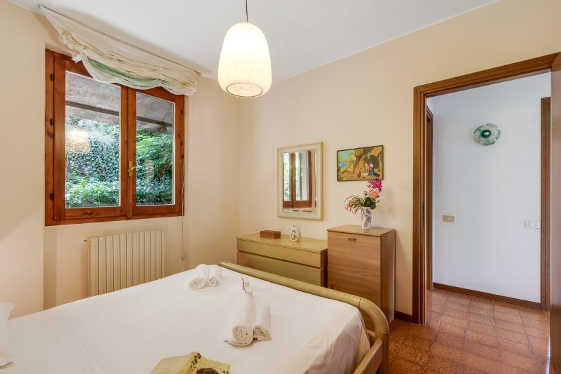 Appartamento Alessandra: Terrace and Lake View