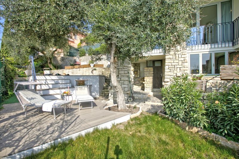 Boutique apartment Giove with Pool