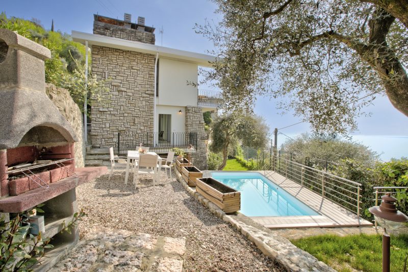 Boutique apartment Nettuno with Pool