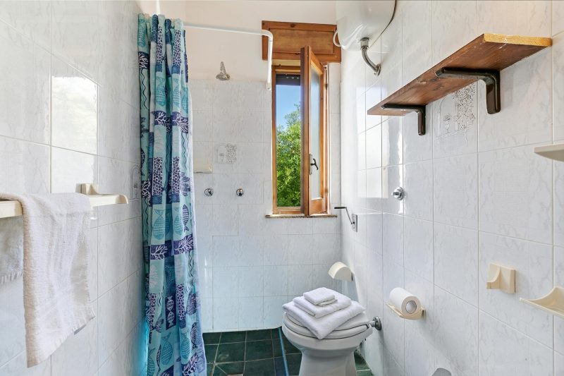 Alloro Among Greenery and Sea - Airco