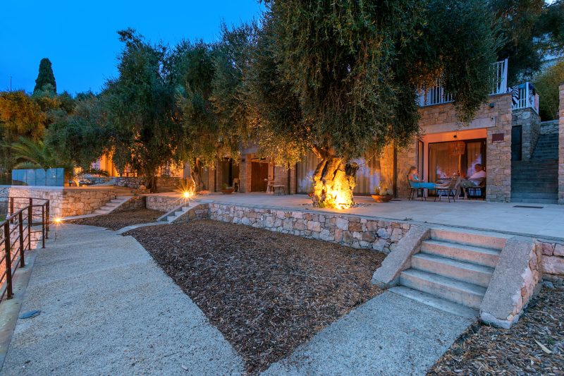 Boutique Pool Apt. Balzi Rossi - Siena