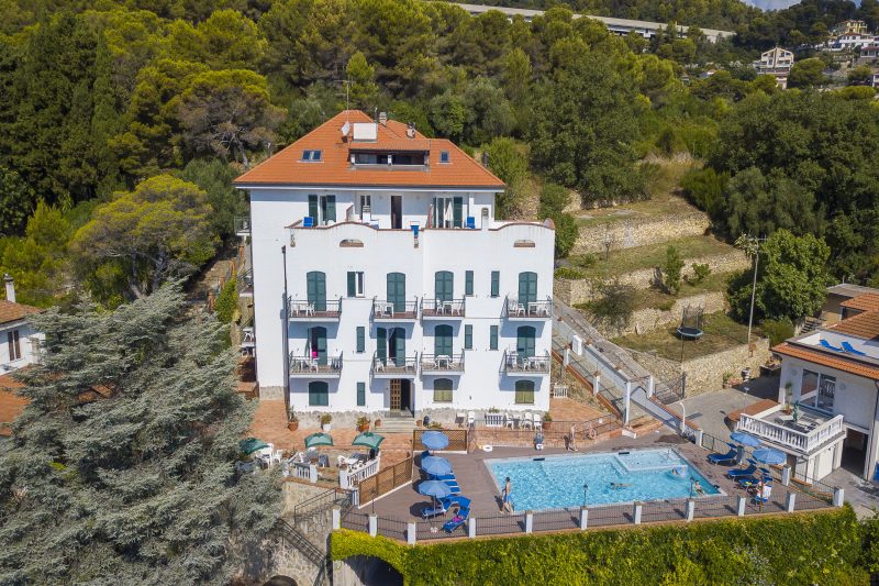 Seaview Pool Retreat - B24