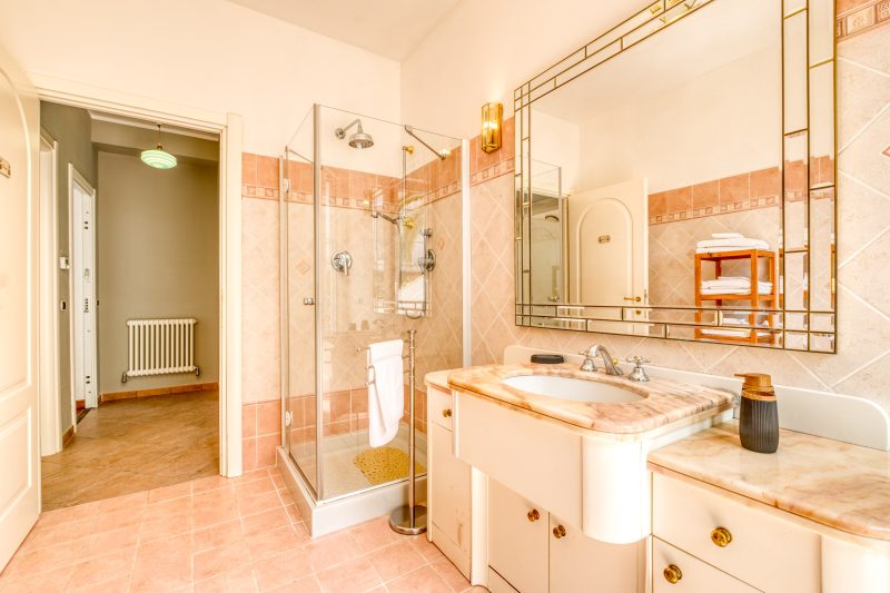 Villa Luce del Sol with Pool - L