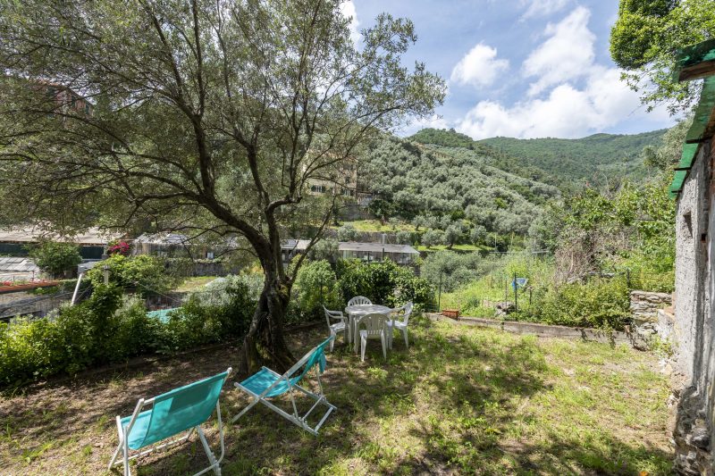 Salvia House In Mulinetti - 10min walk from Beaches
