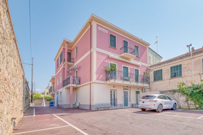 Merlo C - Center & Private Parking