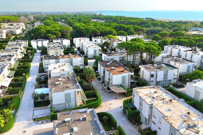 Perla Holiday Homes 202