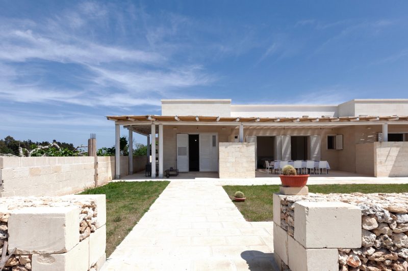 La Rimunda Alba Otranto Shared Pool