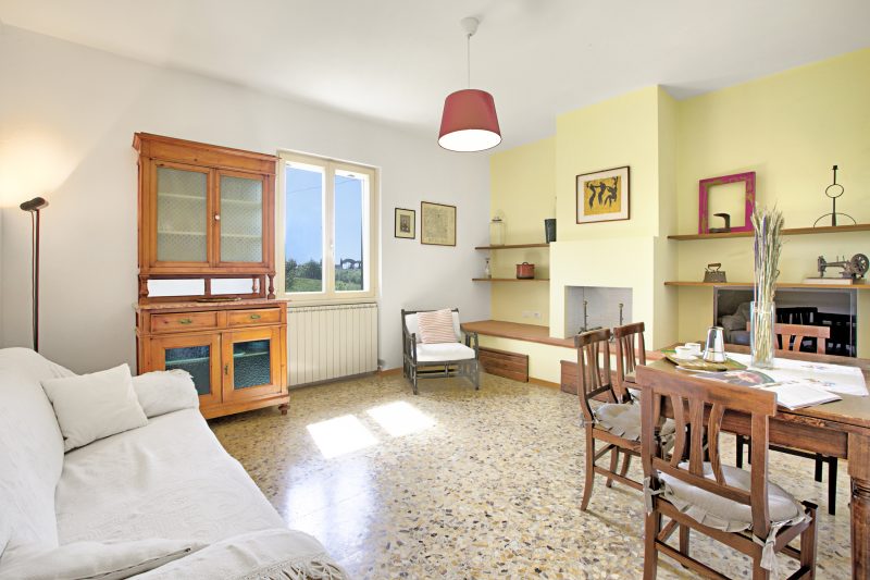 Tuscan Country House with Private Garden for 6