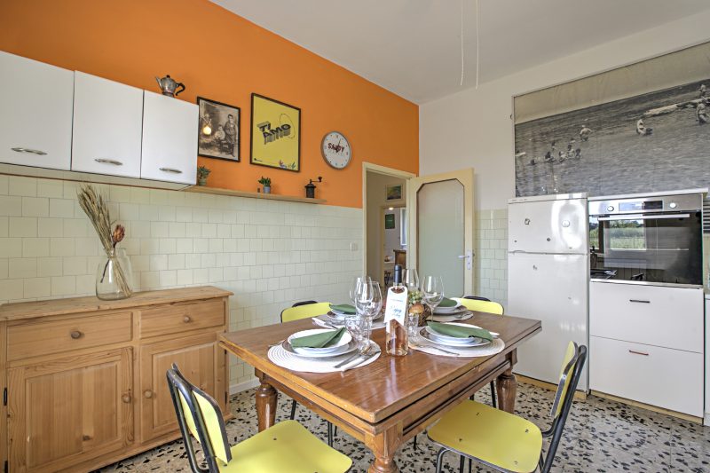 Tuscan Country House with Private Garden for 4