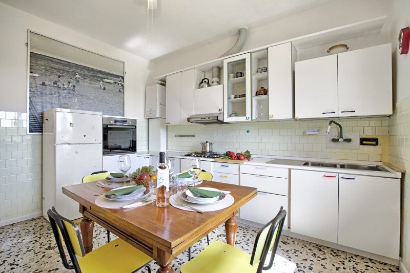 Tuscan Country House with Private Garden for 4